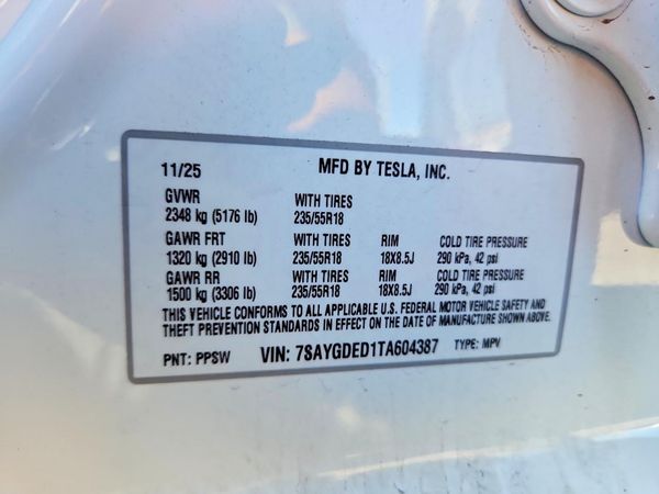 2026 TESLA MODEL Y