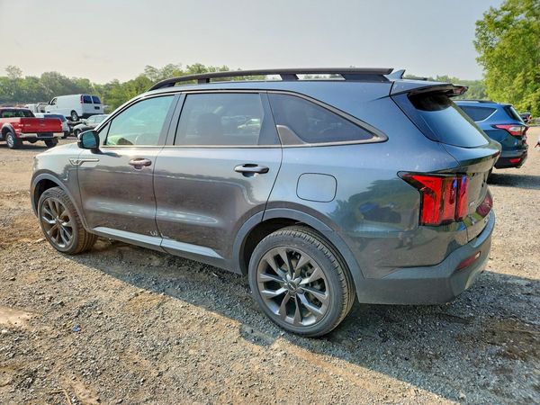 2022 KIA SORENTO EX