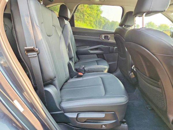 2022 KIA SORENTO EX