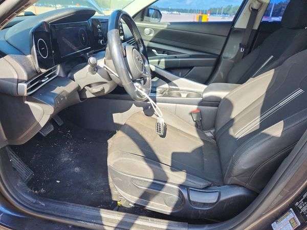 2021 HYUNDAI ELANTRA SEL w/ Convenience Pkg