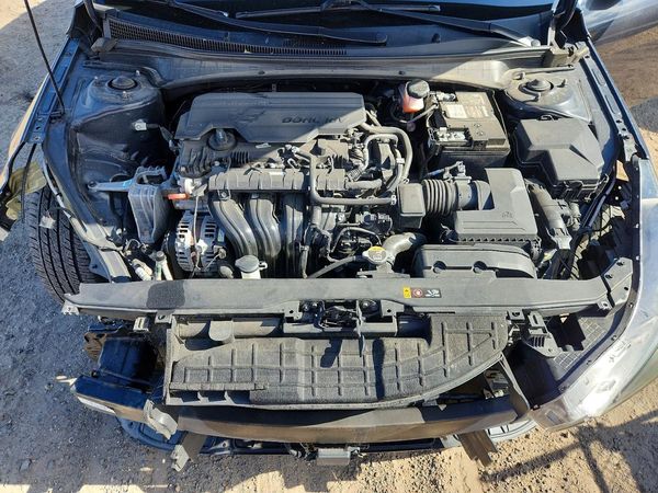 2021 HYUNDAI ELANTRA SEL w/ Convenience Pkg