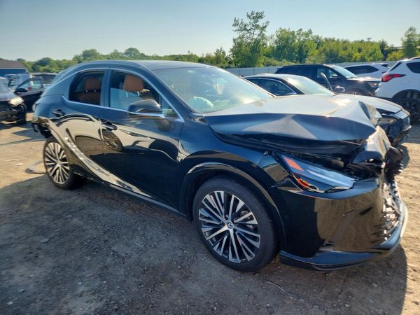 2023 LEXUS RX 350 — Passenger 3/4
