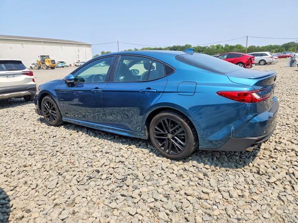 2025 TOYOTA CAMRY