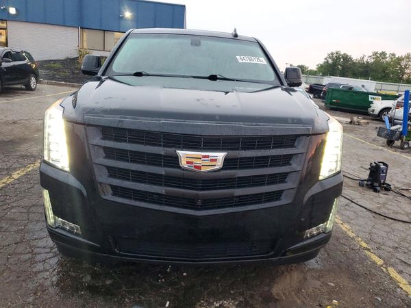 2016 CADILLAC ESCALADE Standard