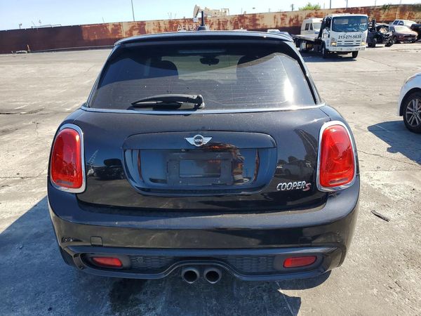 2017 MINI COOPER