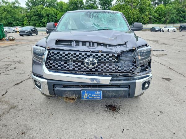 2021 TOYOTA TUNDRA SR5 grade