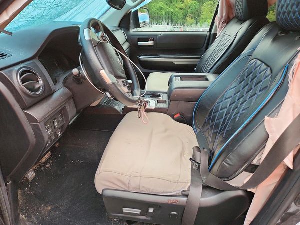 2021 TOYOTA TUNDRA SR5 grade