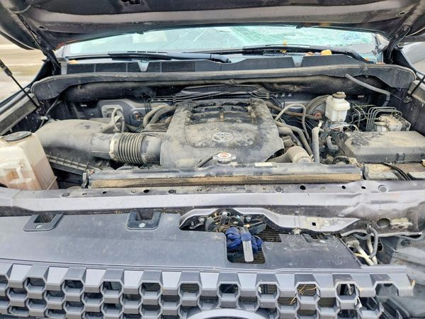 2021 TOYOTA TUNDRA SR5 grade