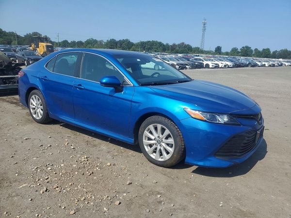 2019 TOYOTA CAMRY