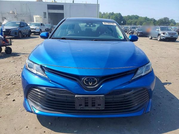 2019 TOYOTA CAMRY