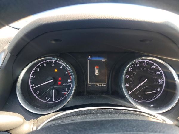 2019 TOYOTA CAMRY