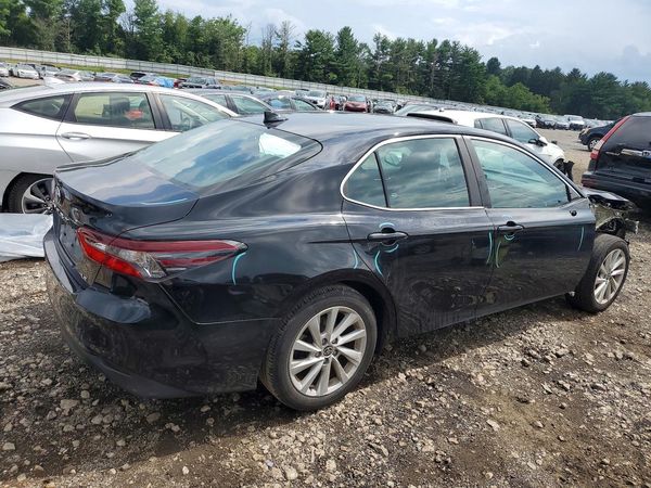 2022 TOYOTA CAMRY