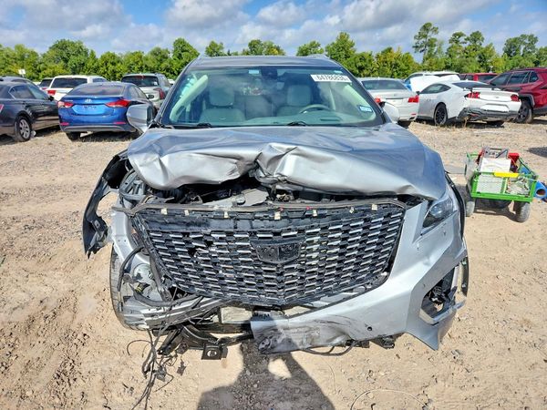 2023 CADILLAC XT5