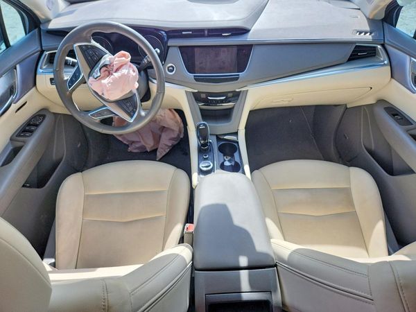 2023 CADILLAC XT5