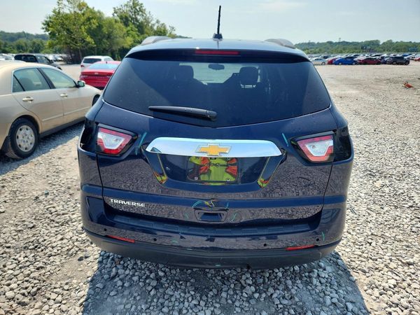 2017 CHEVROLET TRAVERSE LS