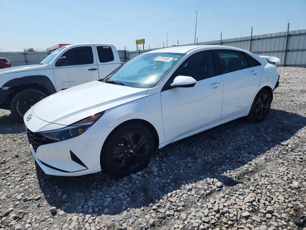 2023 HYUNDAI ELANTRA