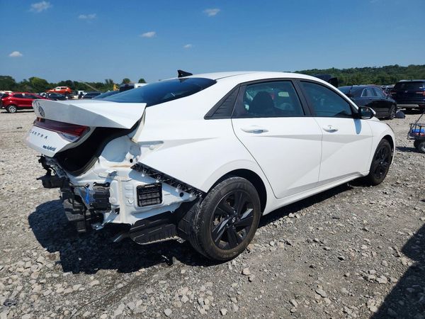 2023 HYUNDAI ELANTRA Blue