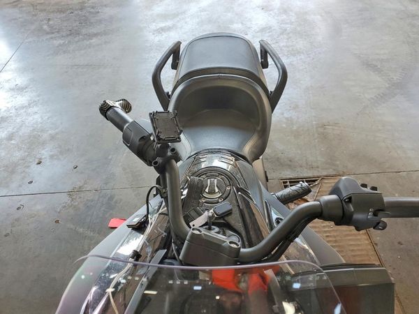 2025 CAN-AM SPYDER ROADSTER