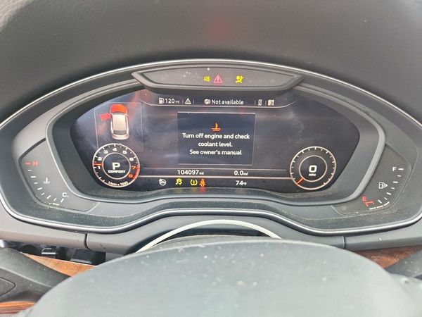 2018 AUDI Q5 quattro Premium Plus