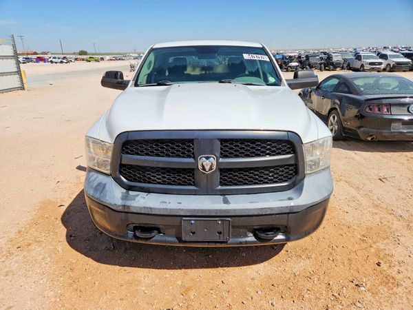 2019 RAM 1500 CLASSIC Tradesman, ST