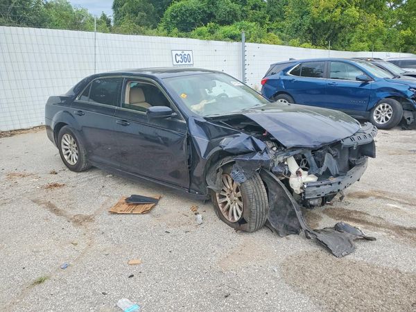 2012 CHRYSLER 300 Base/Limited