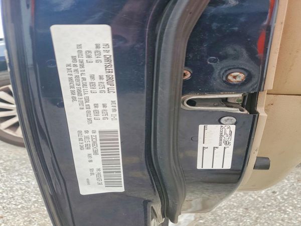 2012 CHRYSLER 300 Base/Limited