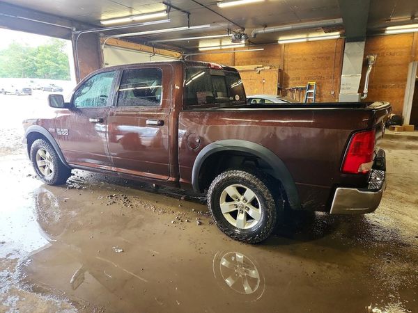 2013 RAM 1500 SLT