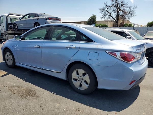 2012 HYUNDAI SONATA Middle level