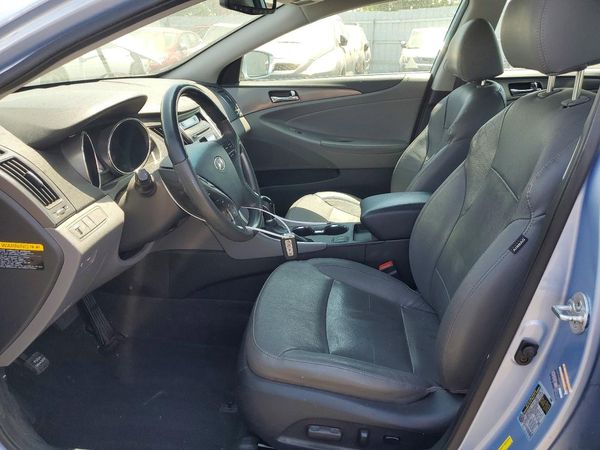 2012 HYUNDAI SONATA Middle level