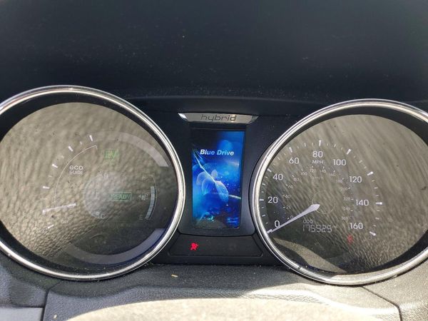 2012 HYUNDAI SONATA Middle level