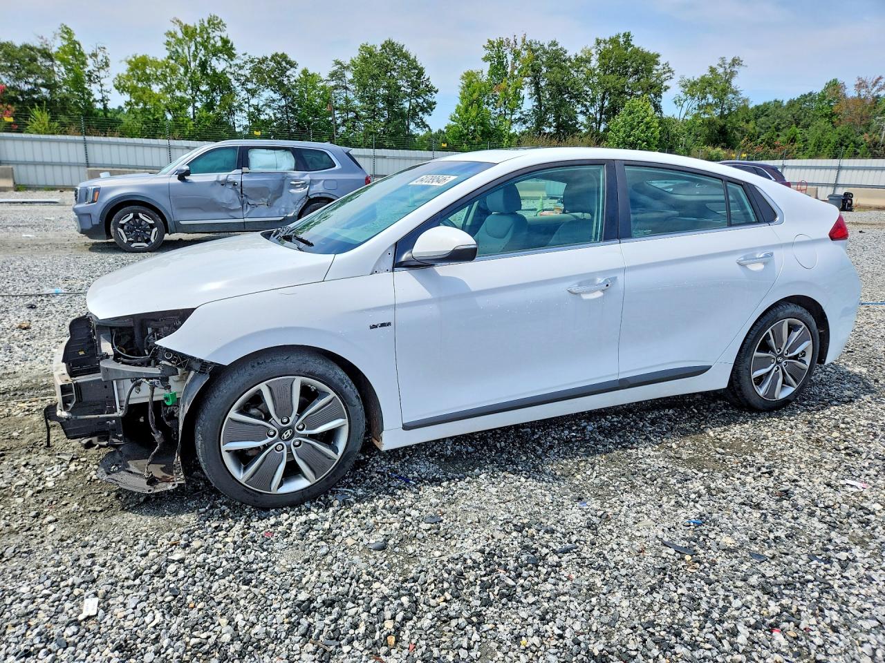 2018 HYUNDAI IONIQ Limited (HEV)