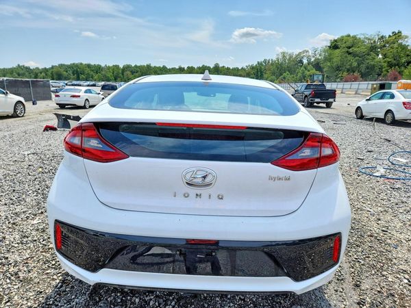 2018 HYUNDAI IONIQ Limited (HEV)