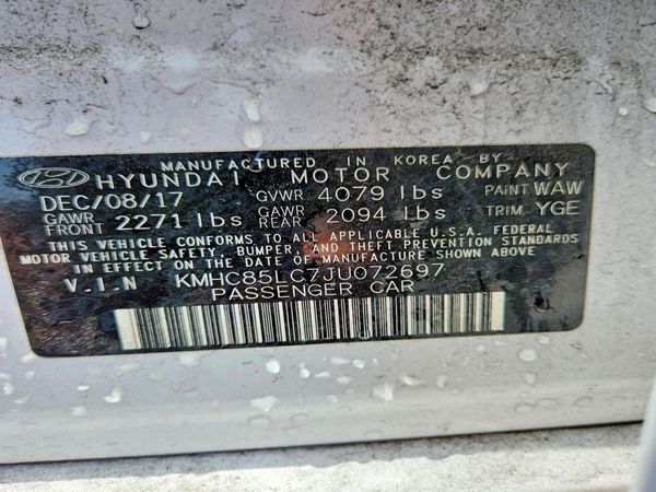 2018 HYUNDAI IONIQ Limited (HEV)