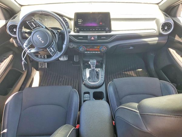 2024 KIA FORTE GT Line