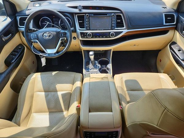 2018 TOYOTA HIGHLANDER