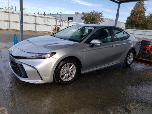 2025 TOYOTA CAMRY
