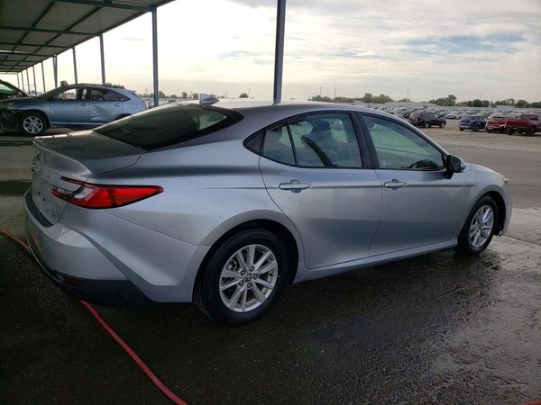 2025 TOYOTA CAMRY