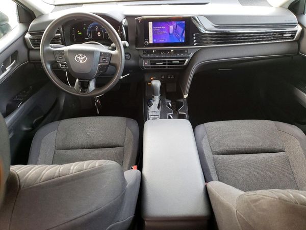 2025 TOYOTA CAMRY