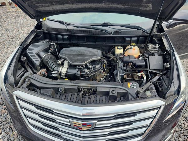 2017 CADILLAC XT5
