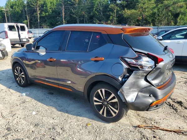 2020 NISSAN KICKS