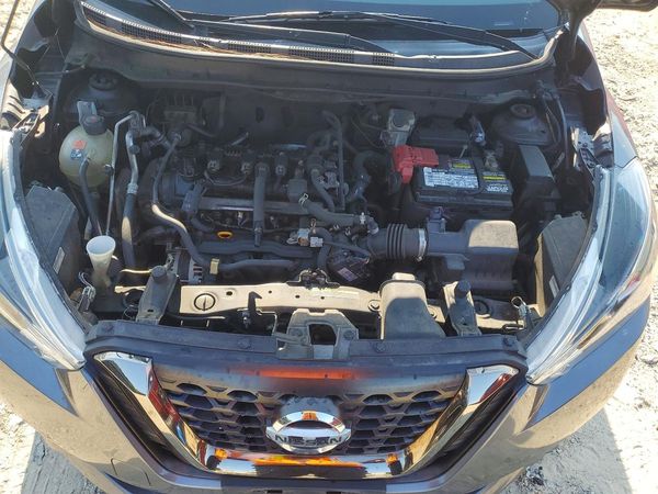 2020 NISSAN KICKS