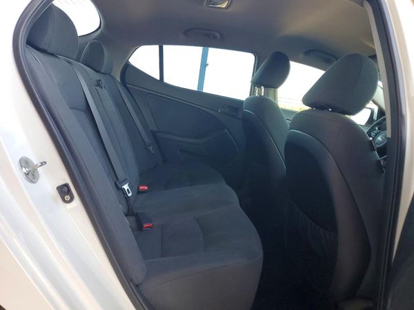 2015 KIA OPTIMA GL - Middle-low
