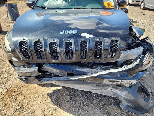 2016 JEEP CHEROKEE Latitude/Longitude/North — Engine bay