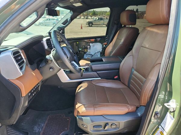 2023 TOYOTA TUNDRA