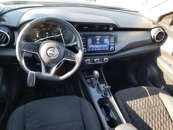 2023 NISSAN KICKS SV