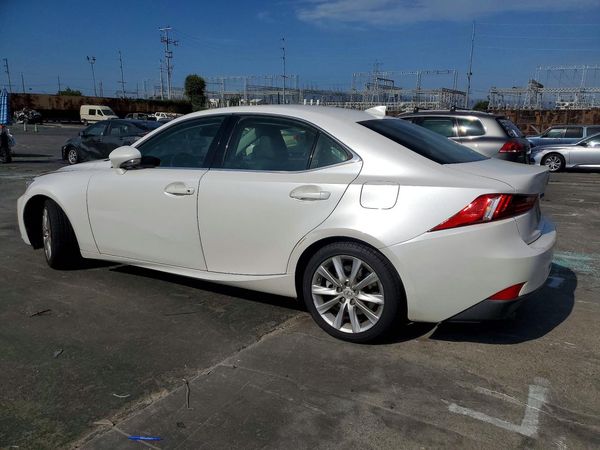 2016 LEXUS IS 200t