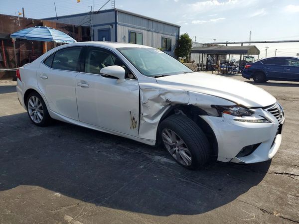 2016 LEXUS IS 200t