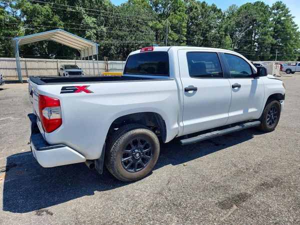 2020 TOYOTA TUNDRA SR5 Grade