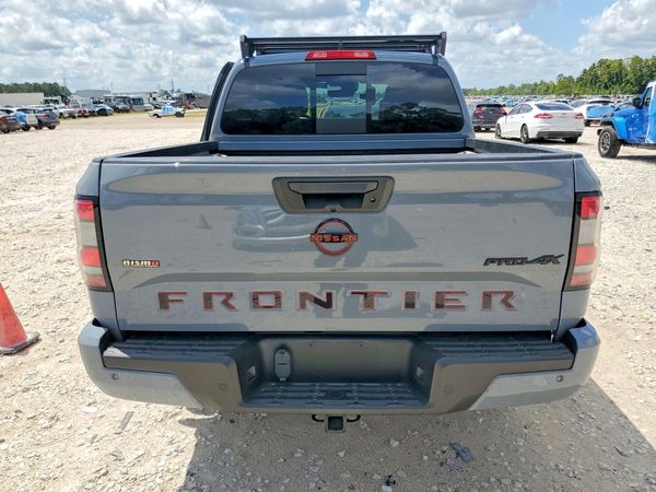 2023 NISSAN FRONTIER Crew Cab