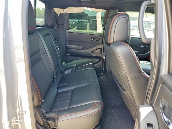 2023 NISSAN FRONTIER Crew Cab